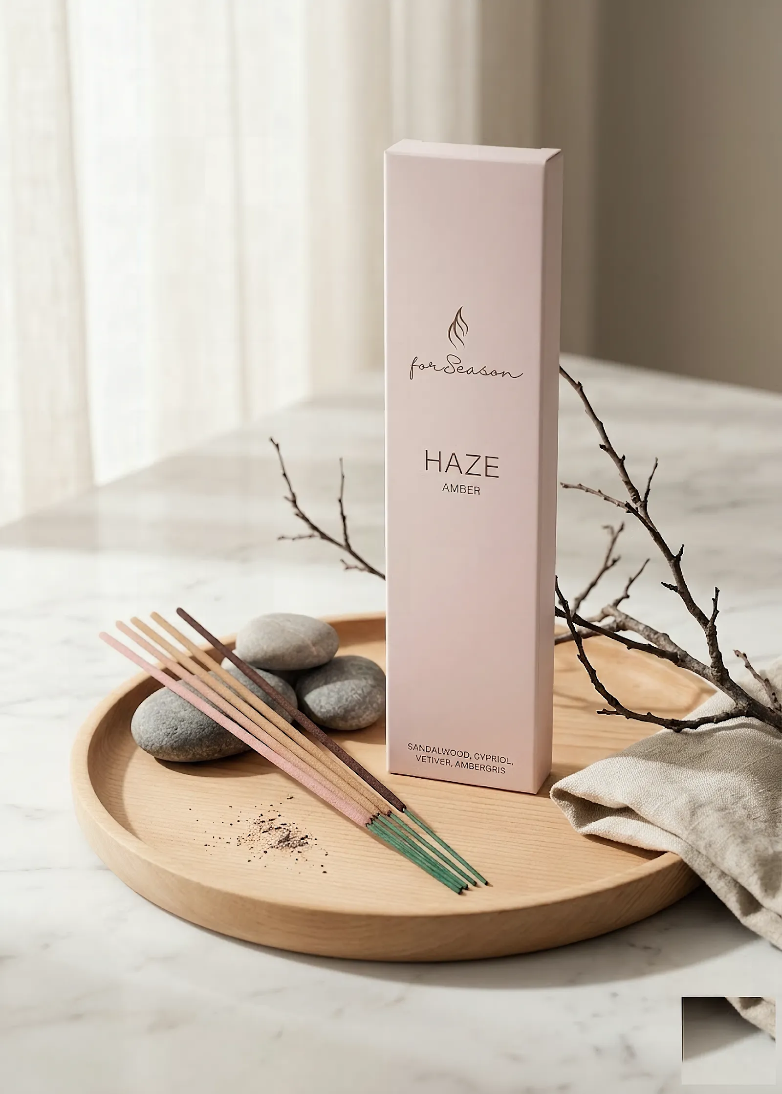 HAZE — Amber scented candle